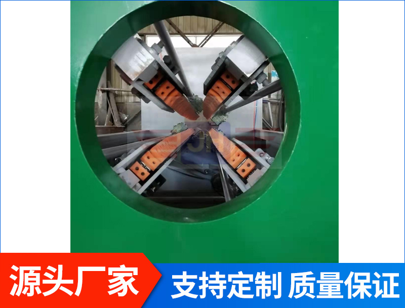 四爪履帶管材牽引機